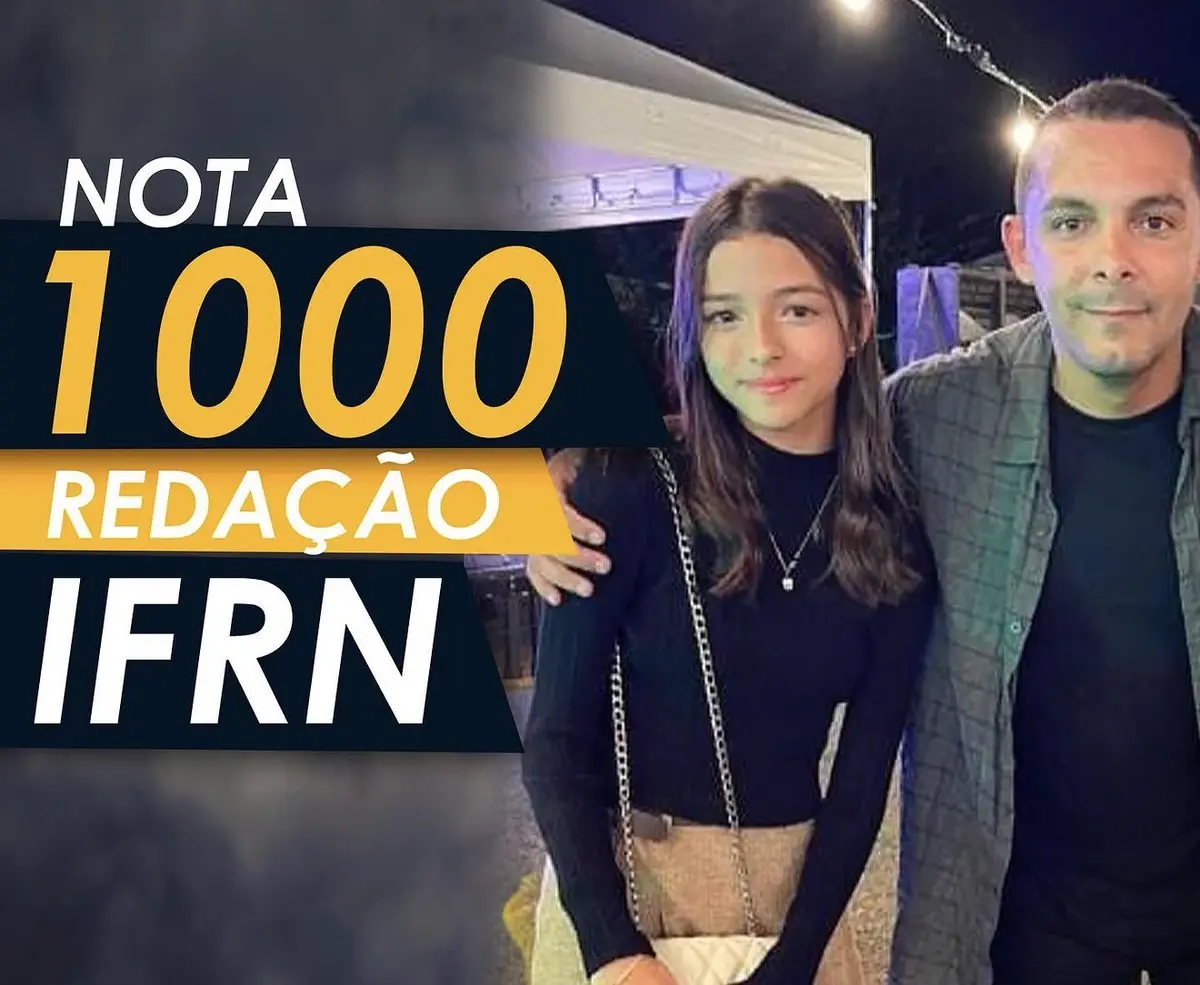 Aluna FERA celebrando nota 1000 na Redação do IFRN